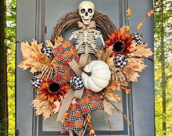 Skeleton Halloween Wreath, Pumpkin Halloween Wreath for Door, Fall Wreath, Scary Halloween Decor, Buffalo Check Pumpkins, Fall Grapevine