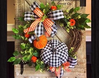 Buffalo Check Wreath, Fall Wreaths, Halloween Wreath, Autumn wreath, Thanksgiving Wreath, Black and White Wreath, Fall Front Door, Pumpkins