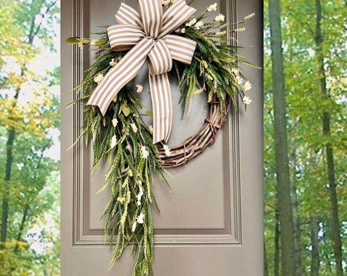 Everyday Wreaths & Decor