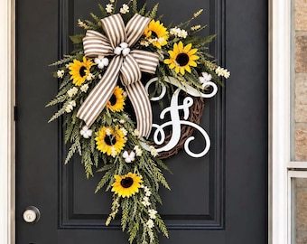 Sunflower Farmhouse Wreath: Monogram Spring Door Decor