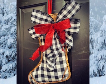 Christmas Wreath, Buffalo Plaid Christmas Wreath, Door Hanger, Christmas Decor, Rustic Christmas Wreath, Buffalo Check, Farmhouse door