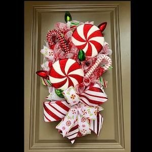 Christmas Candyland Wreath, Candycane Decor, Holiday Door Hanger Swag, Christmas Double Door Wreath, Red and White Christmas Wreaths, Decor
