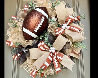 Personalized Football Wreath, Sports Wreath, Football Decor, Football Team Wreath, Fall Football, Football Wreath for Front Door, Burlap