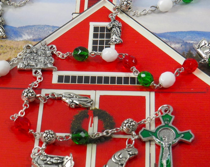 Nativity Christmas Rosary - Czech Red, Green and White Glass 8mm Beads - Silver Nativity Charms - Nativity Center - Green Enamel Crucifix