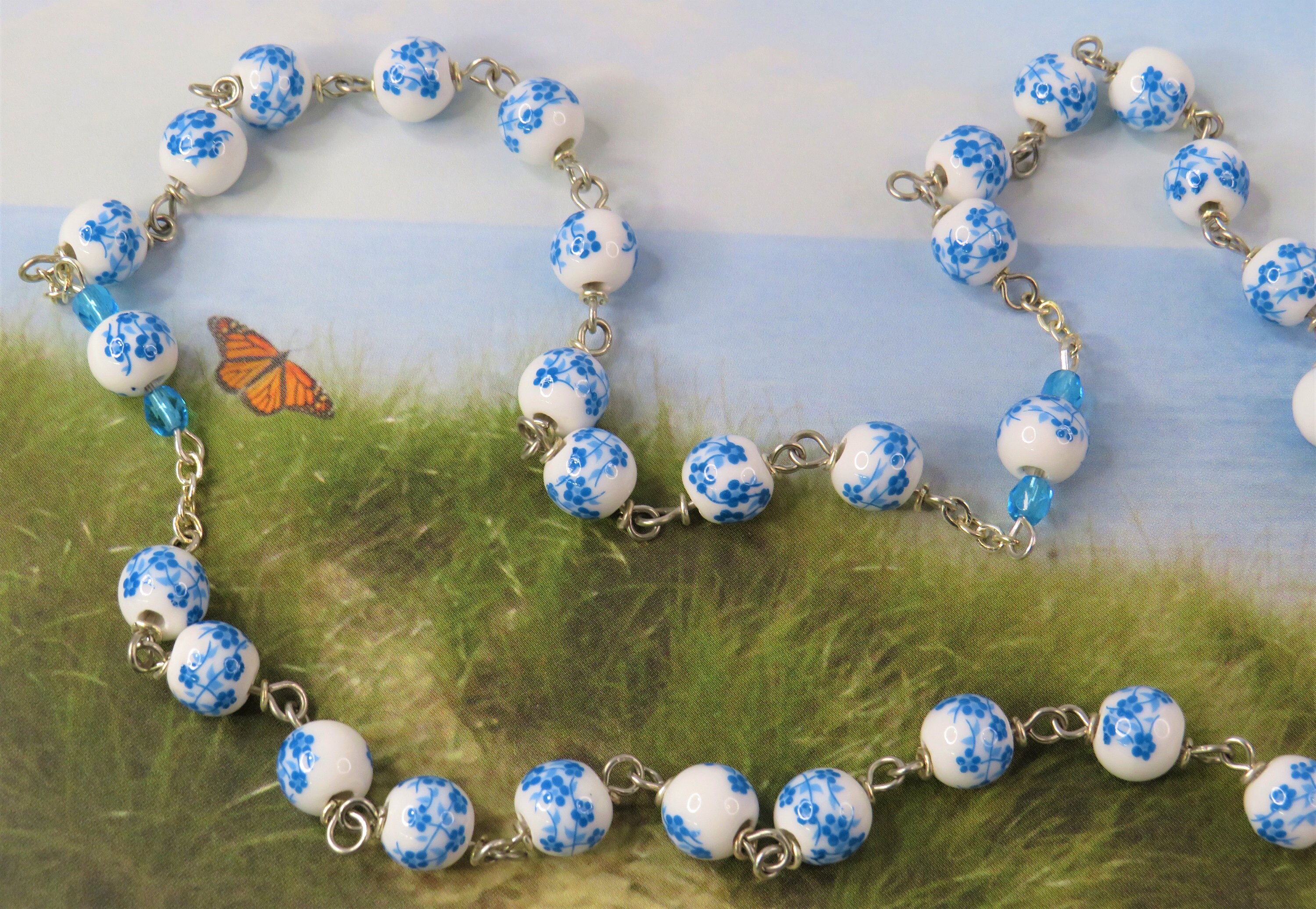 Aqua blue resin flower beads