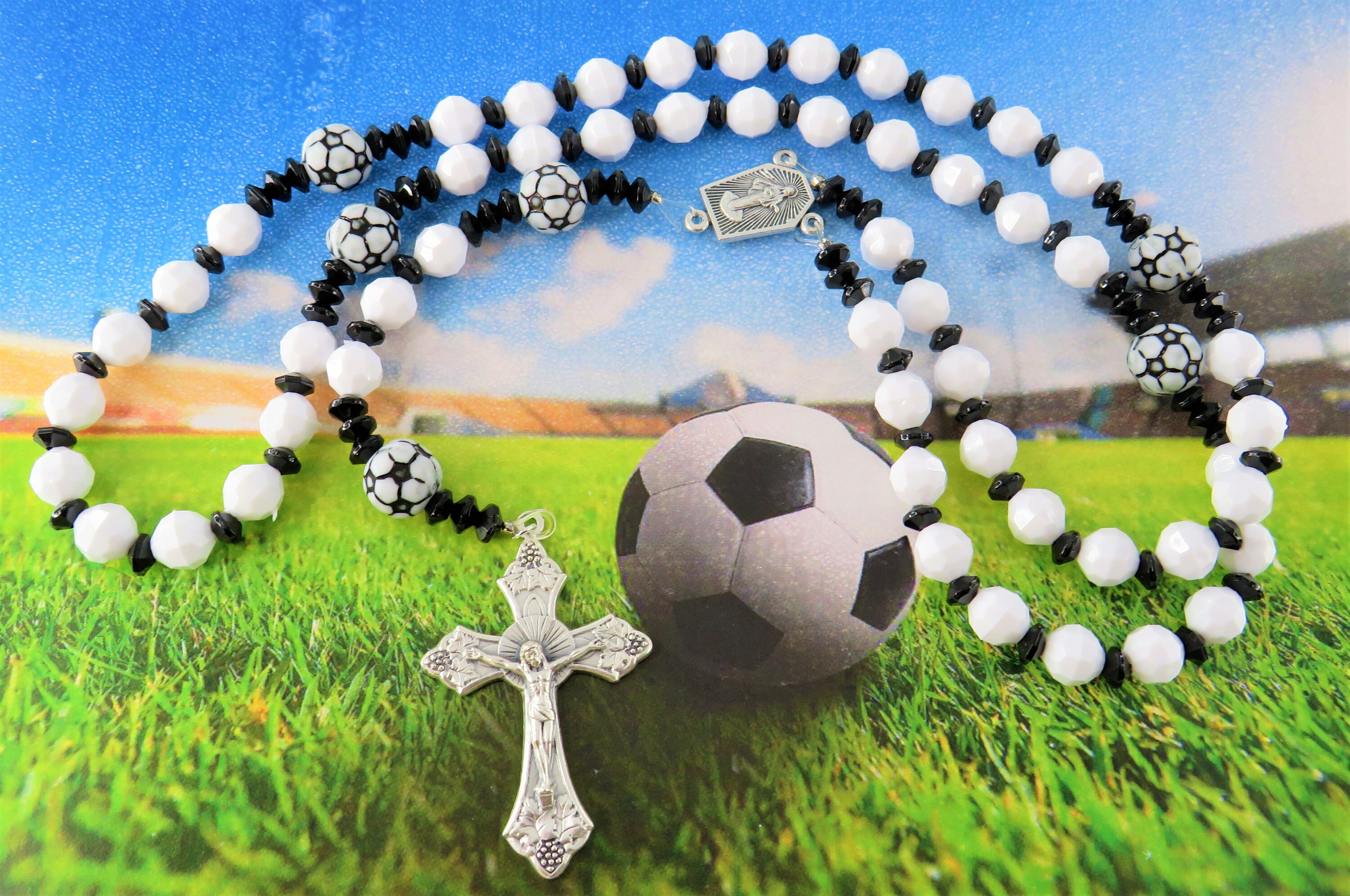 12mm Acrylic Soccer Ball Beads, Bracelet Beads, Sports Beads, Soccer Beads,  Jewelry Making Beads, Bracelet Making 