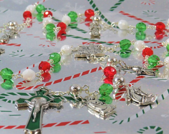 Nativity Christmas Rosary - Czech Red, Green and White Glass 8mm Beads - Silver Nativity Charms - Nativity Center - Green Enamel Crucifix