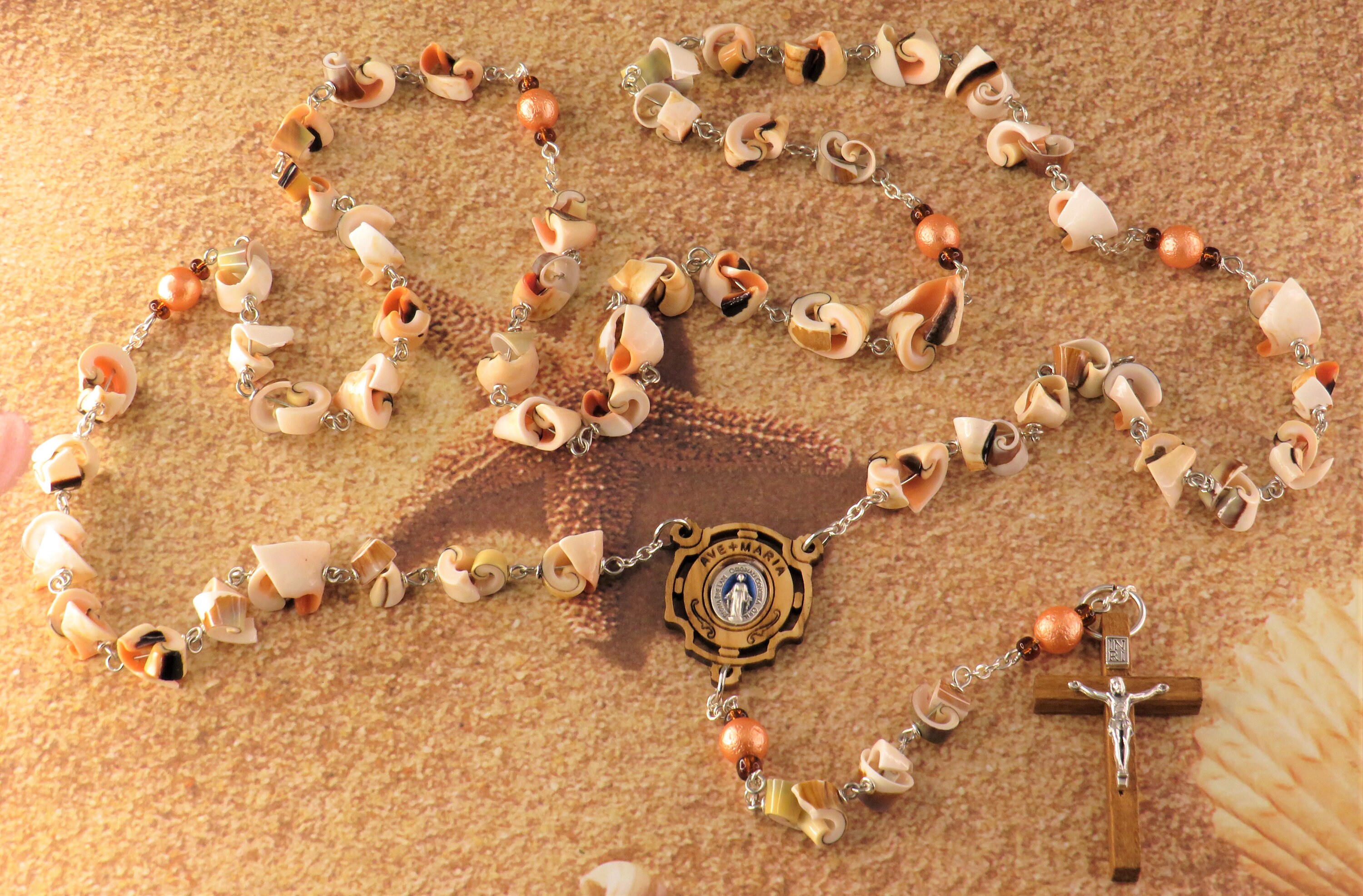 Joy Sea Shell Beads 12 ct
