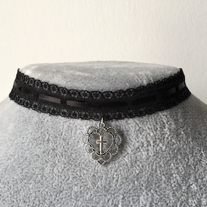LaVenty Vintage Goth Choker Collar Necklace