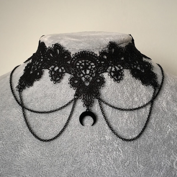 Black Gothic Choker Crescent Moon Lace Horn Chains Venice Necklace Halloween Collar