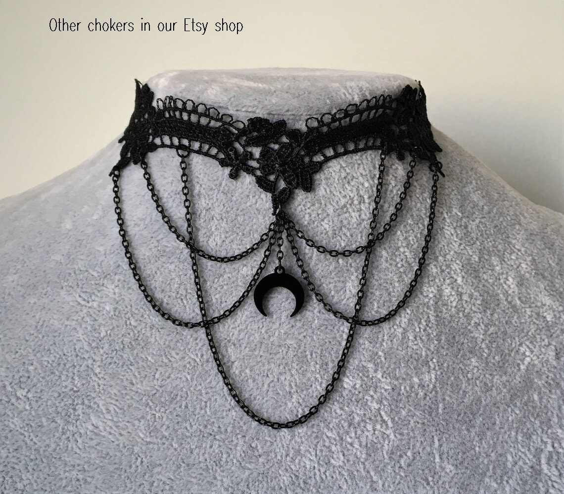 Sacina Gothic Spider Choker Necklace, Black Velvet Choker, Goth Choker, Gothic Necklaces, Gothic Jewelry, Gothic Necklace for Women, Halloween