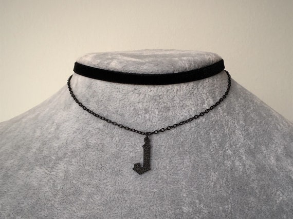 J on sale choker necklace