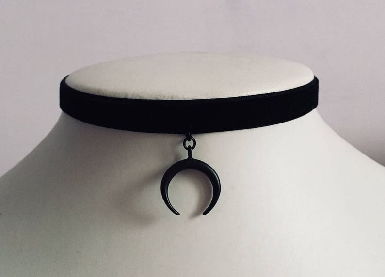 Crescent Moon Choker Necklace Store, 51 