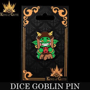 Spilla smaltata Dice Goblin / Spilla da collezione con un simpatico goblin che farà ingelosire i tuoi amici / Marchio King of Crits immagine 3
