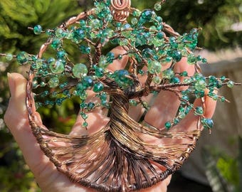 Emerald Crystal Tree of Life Suncatcher: Copper Wire Hanging Decor