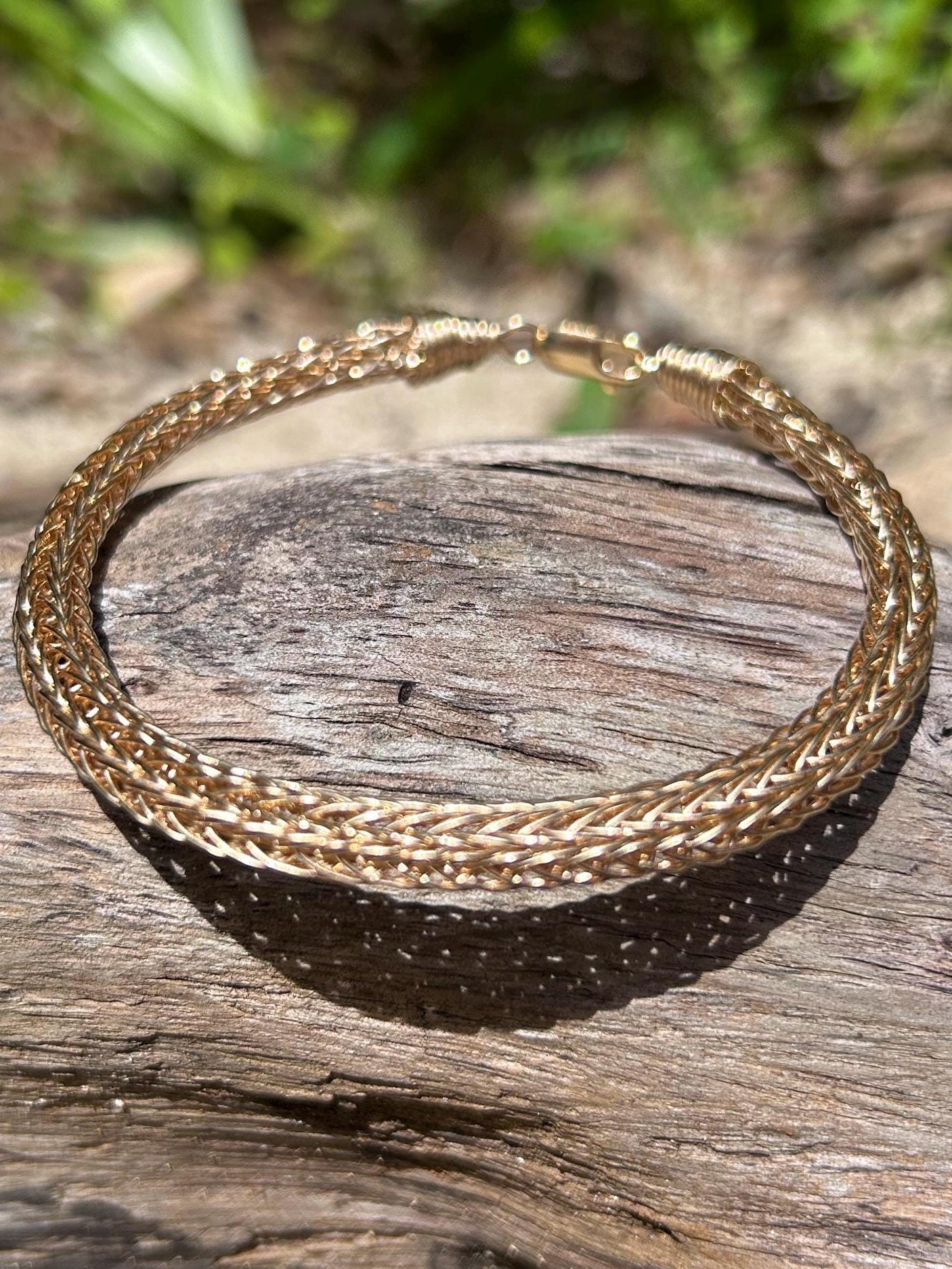 TINGN Bracciale da donna con croce in oro 14 carati, placcato oro 14 carati, con perle, con croce, regolabile, per cresima, comunione, regalo per donne e ragazze