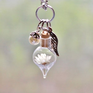 Flower Necklace Gift for Women Bride&#39;s Maid Jewelry Silver Flower Jewelry Bridal Jewelry Nature Jewelry Pearl Jewelry Glass Bottle Necklace
