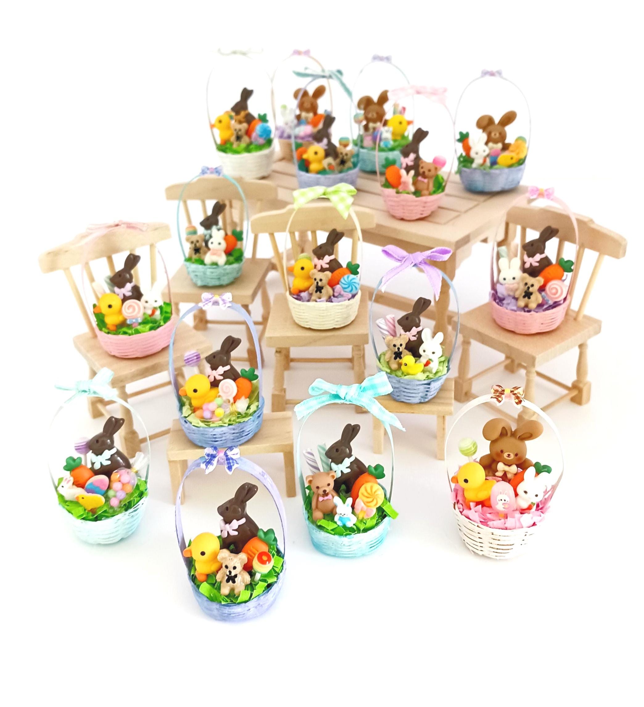 Miniature Easter Basket, 1:12 Scale Dollhouse Decor, Fairy Garden ...