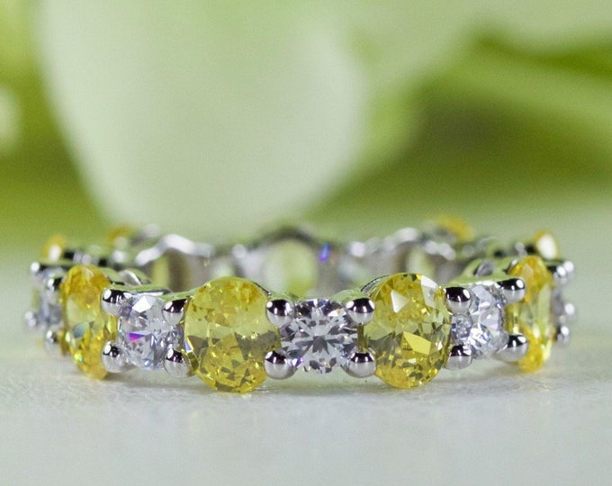 2.00 Carat Vivid Yellow Cubic Zirconia Oval & Round Eternity Band In Sterling Silver, Proposal Ring, Anniversary Ring, Travel Band | 088