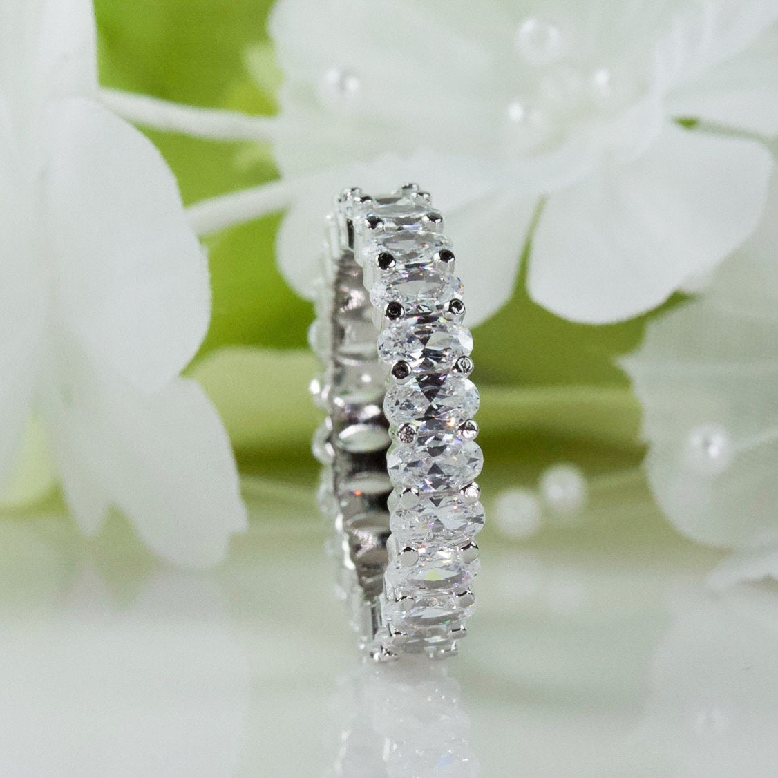 4.00 Ct Oval Full Eternity Wedding Band Fine Quality Cubic Zirconia In