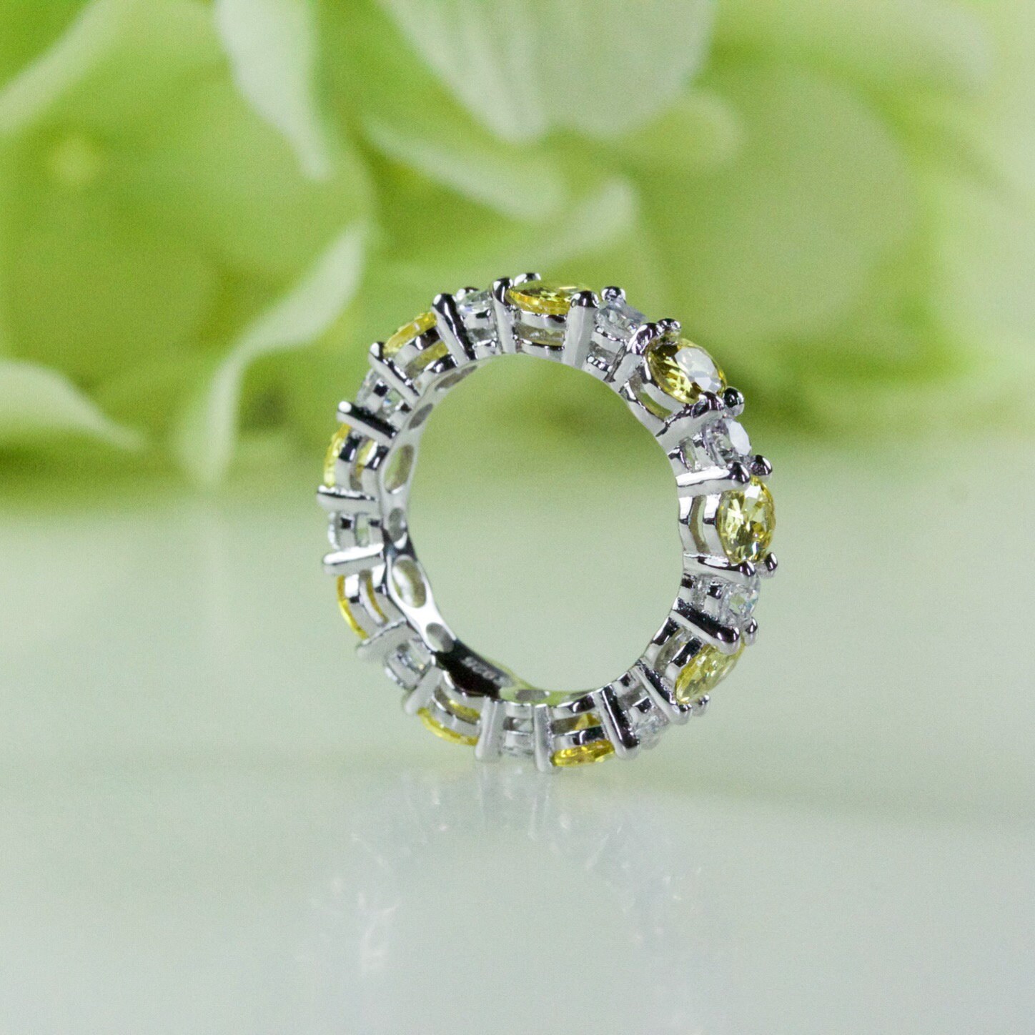 2.00 Carat Vivid Yellow Cubic Zirconia Oval & Round Eternity 2.00 Carat Vivid Yellow Cubic Zirconia Oval & Round Eternity