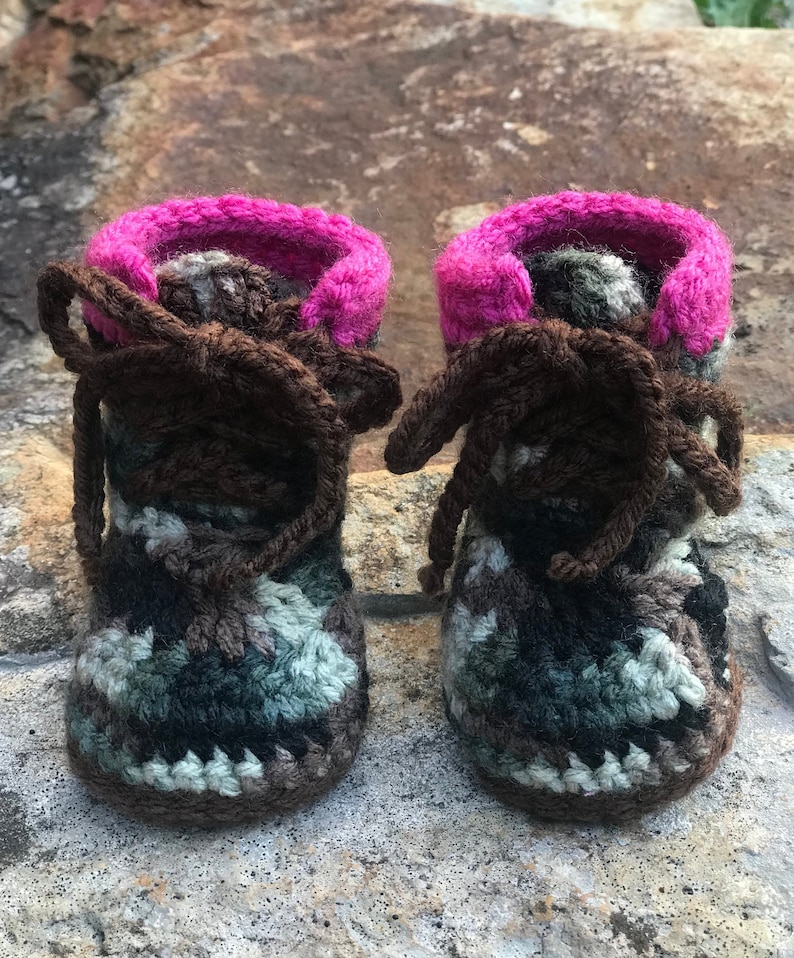 Baby Girl/'s Crochet Camo Boots Size 0-3 Months