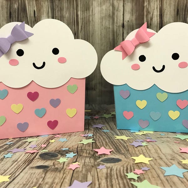 Kawaii cloud party boxes, baby shower party favours. Kawaii raining cloud party favour, kawaii party, kawaii cloud loit bags. Rainbow party