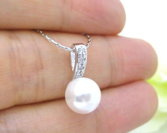 Bridal Pearl Necklace 8mm or 10mm Round Pearl Wedding Pearl Pendant Bridesmaid Necklace Birthday Gift (E117)