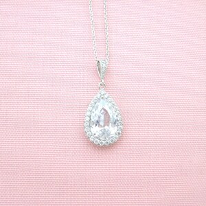 Bridal Crystal Necklace Wedding Cubic Zirconia Teardrop Pendant Bridesmaid Necklace Birthday Gift (E310)