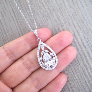 Bridal Crystal Necklace Wedding Floral Cubic Zirconia Teardrop Pendant Bridesmaid Gift Birthday Gift (E207)