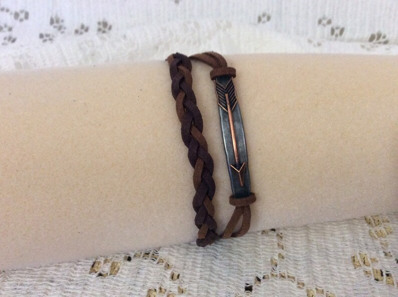 BL-113 BR Arrow and braided leather braclet