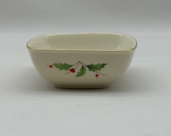 DIPPING/BERRY/SAUCE Bowls Lenox Holiday (Dimension Collection) Holly Berries Gold Trim / Christmas / Dinner /Holiday / Serving Pieces