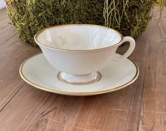 Lenox Mansfield Ivory and 24K Gold Rim Coffee Cups and Saucers / wedding / bridal shower / baby shower