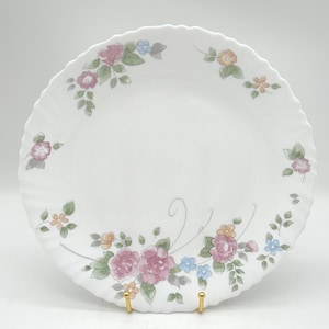 Set of 4 ROSALIE SALAD PLATES By Arcopal  - Milk Glass, Floral Motfi / Garden Party / Tea Party / Shower