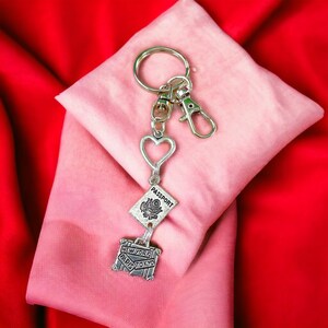 Travel Lover - I Love Travel - Adventuer - Key/Bag Ring / Wanderlust / love travelling