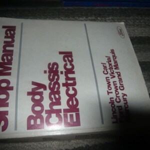 1984 Ford Crown Victoria Grand Marquis Lincoln Town Car Service Shop Manual