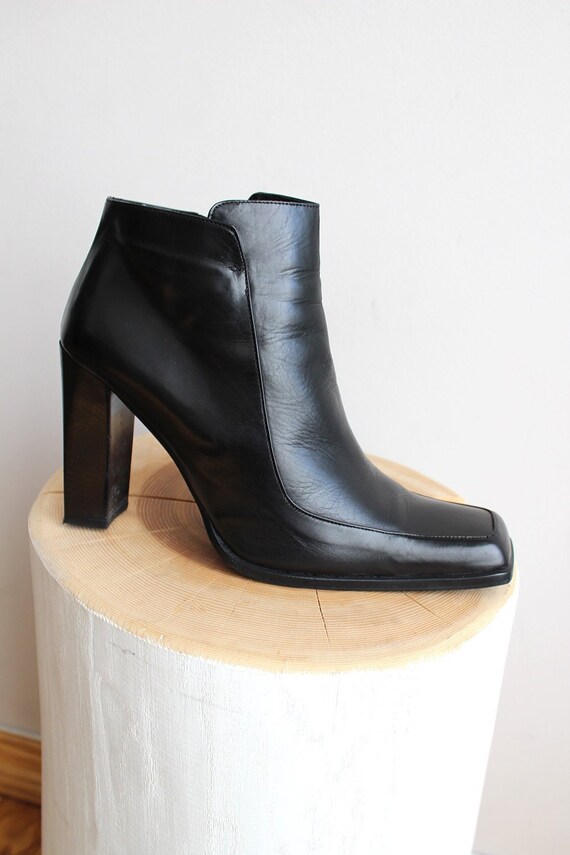covington black ankle boots