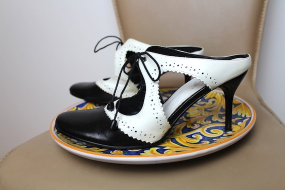 white lace mary jane heels