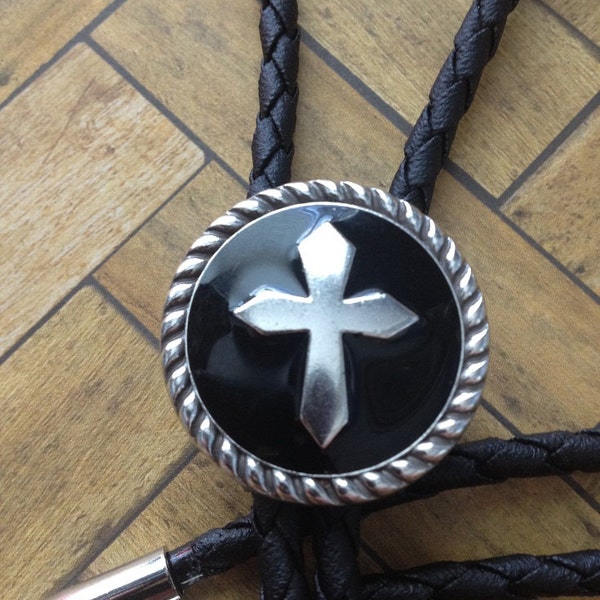 Cross & rope Bolo Tie