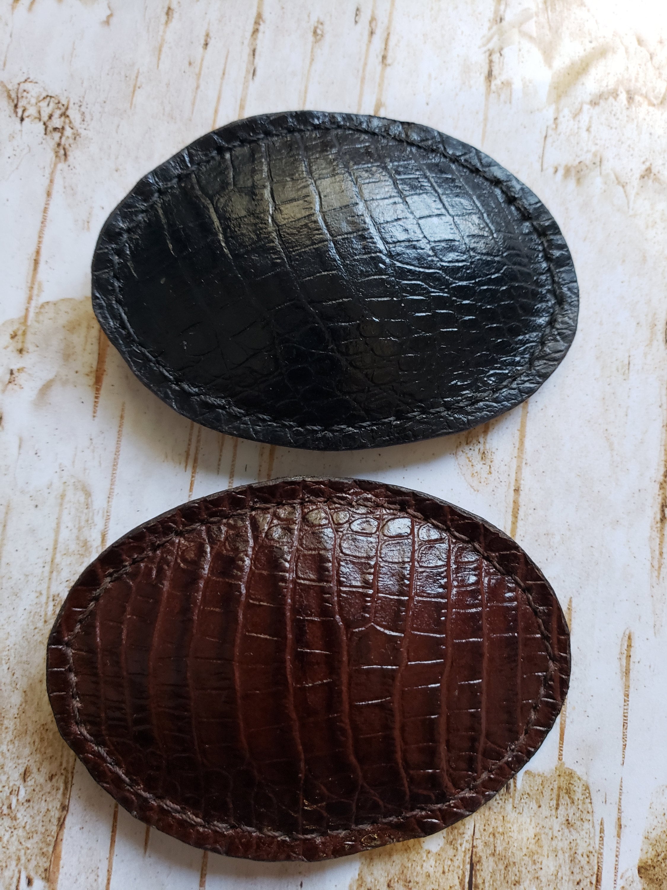 Alligator print Buckle