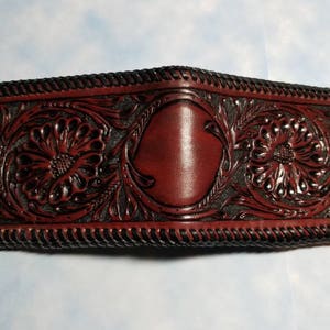 Cartera de cuero hecha a mano