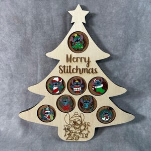 Custom Disney Pin Board - Merry Stitchmas (Christmas Mystery Box) - Fits Entire Set! *Pins not Included* immagine 1