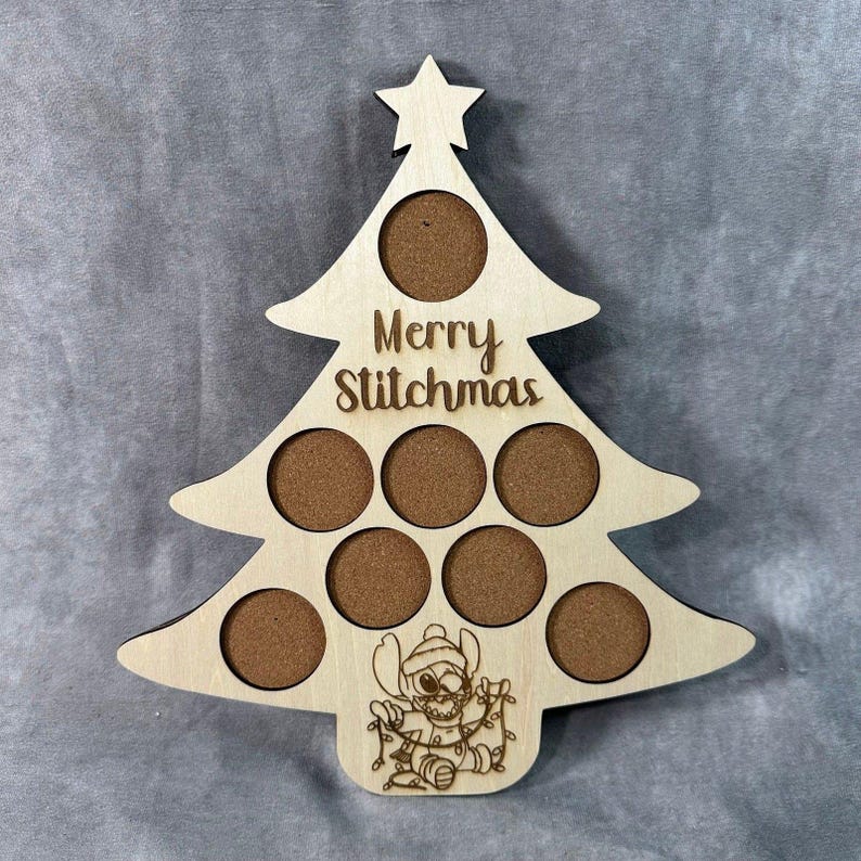 Custom Disney Pin Board - Merry Stitchmas (Christmas Mystery Box) - Fits Entire Set! *Pins not Included* immagine 2
