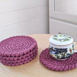 Ensemble de sous-verres violets crochet coton recyclé Boire sous-verres décor de table naturel image 2