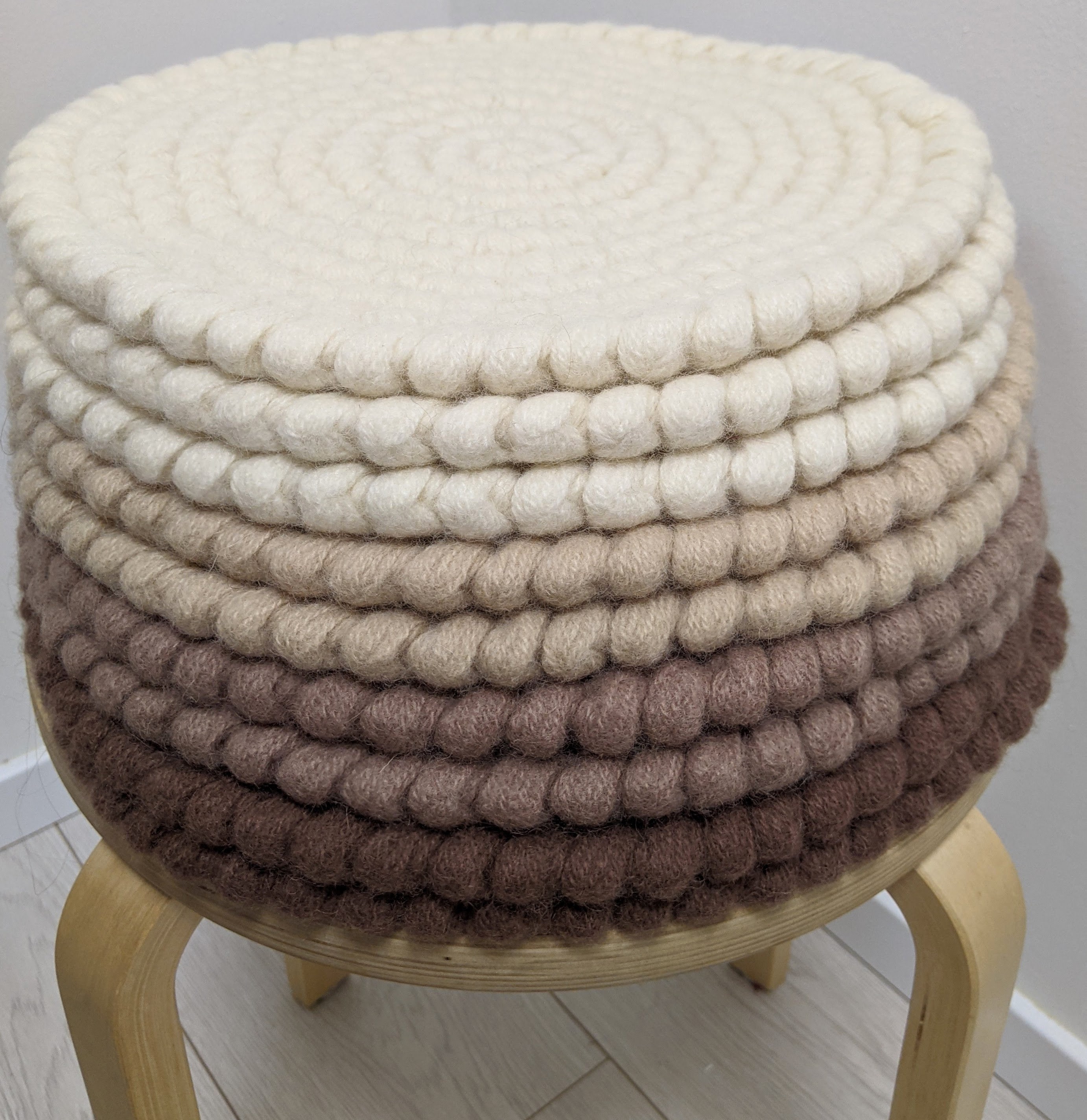 Crochet Snake Seat Cushion, Chair Cushion – GoldenLucyCrafts