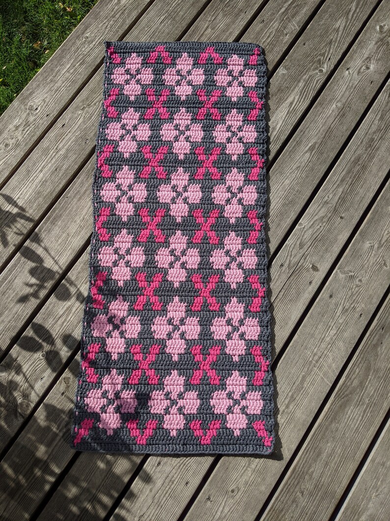 Rug runner crochet Grey Pink Baltic rug home decor image 2