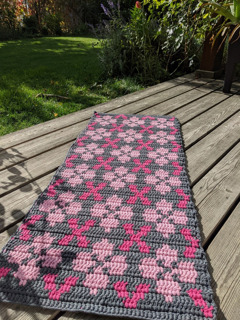 Rug runner crochet Grey Pink Baltic rug home decor image 1