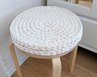 Upcycled Textile Strip Round Chair Pad – Handmade Sustainable Kitchen Decor