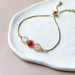 Sterrenbeeldarmband met kankerkristal (maansteen, carneool en rozenkwarts) | Verstelbare armband | Helende steen sieraden cadeau (verjaardagscadeau)