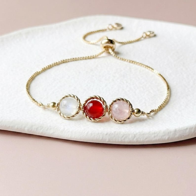 Bracelet zodiaque cancer - quartz rose cornaline pierre de lune - bracelet bolo réglable pour femme - breloque initiale personnalisée - cadeau d'anniversaire image 1